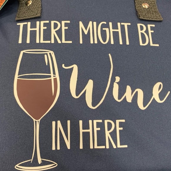 Meet your Posher, Andrea - Picture 1 of 1